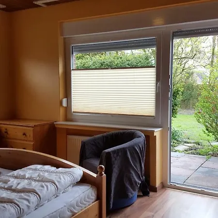 1 Mit Ueberdachte Terrasse Zum Garten Naehe Und Hafen شقة بينسيرسيال